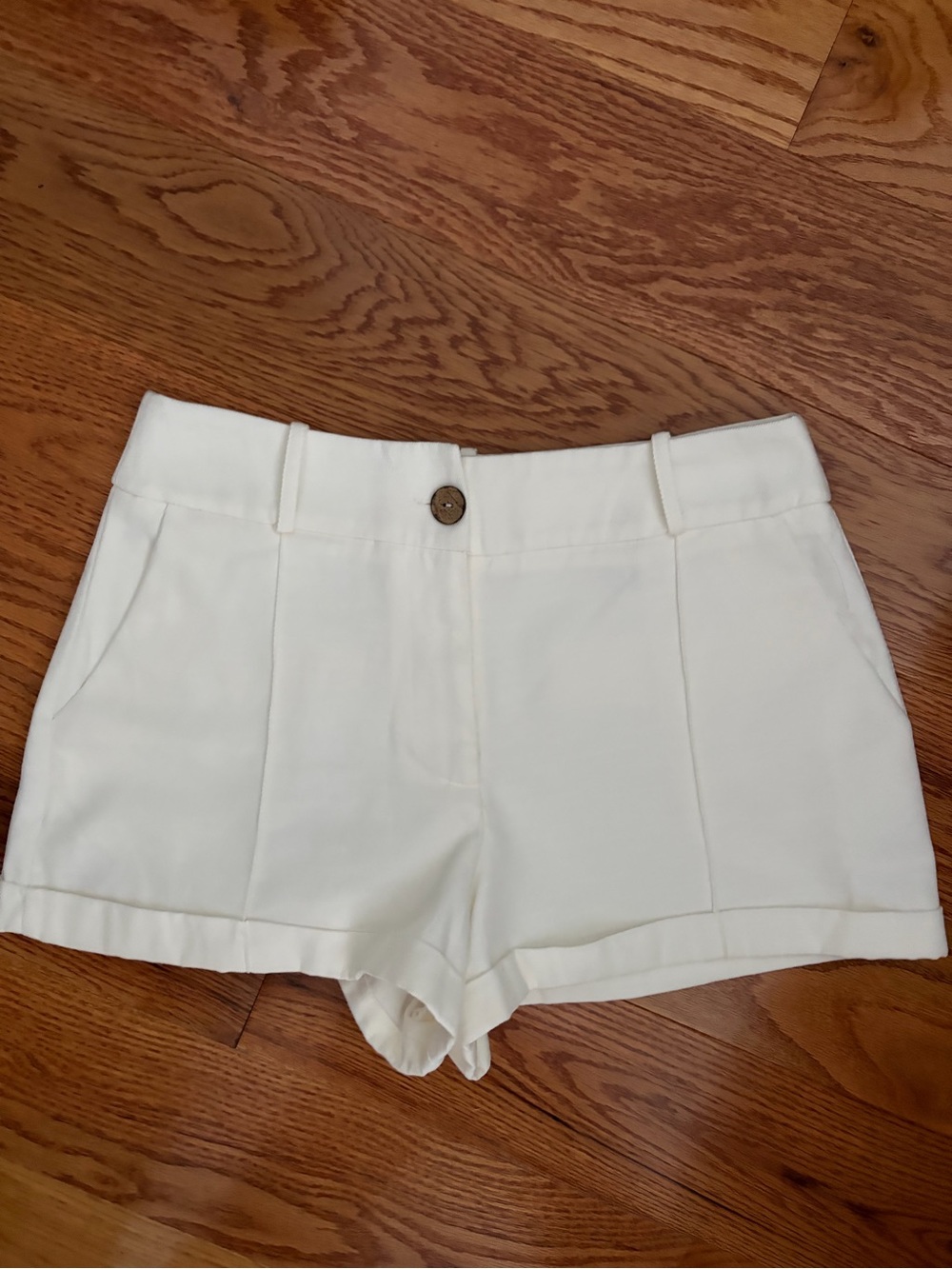 Zara Classic White off white Women's Tailored Shorts/ Size Medium